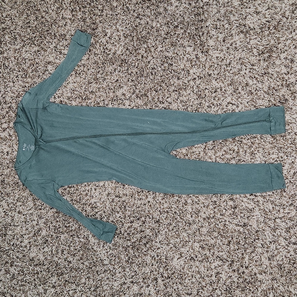 Kyte Baby 4T Pine Zip Romper